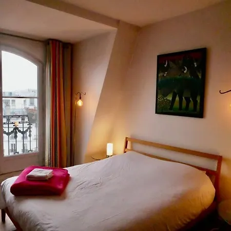 Superbe De 120m2 En Plein * Paris