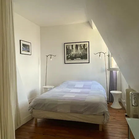 Superbe De 120m2 En Plein 아파트 파리